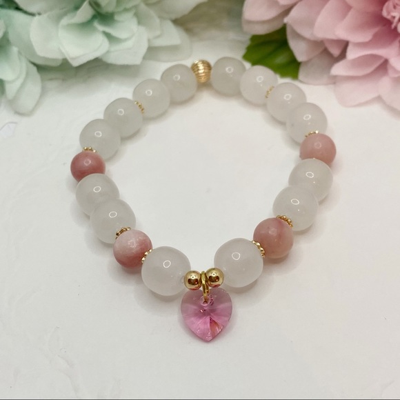 Nature White Jade Bracelet - Picture 2 of 10